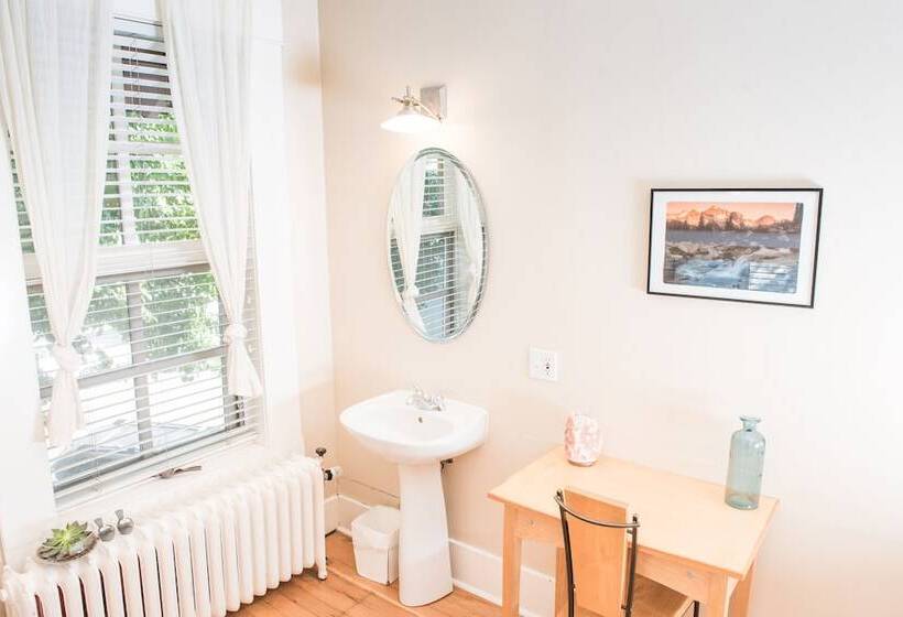 标准间, Dancing Bear Inn Hostel