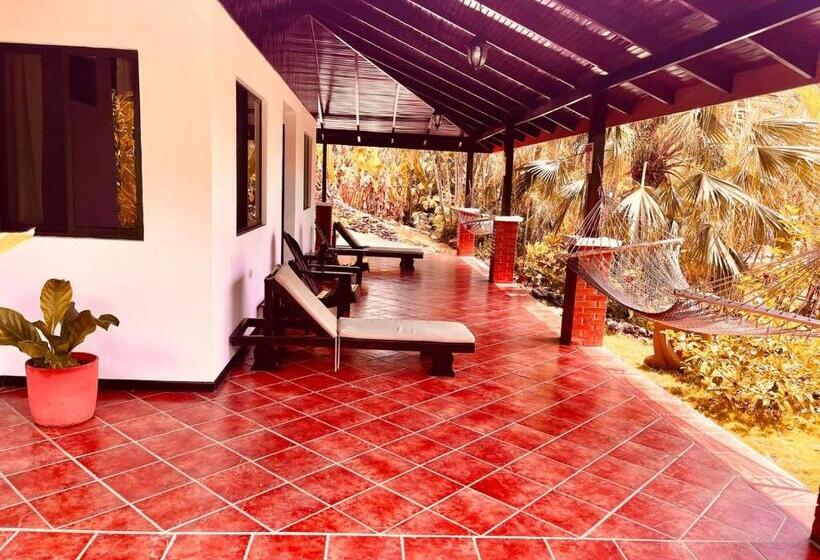 اتاق لوکس با بالکن, El Jardin