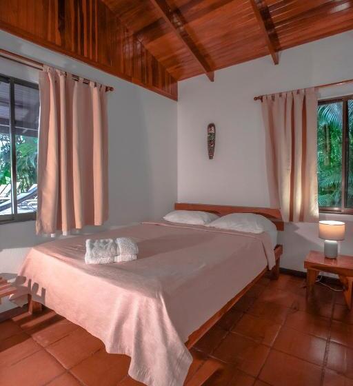 اتاق استاندارد چهار تخته, El Jardin