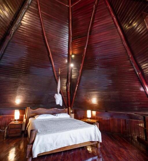 بانگلوی استاندارد, El Jardin