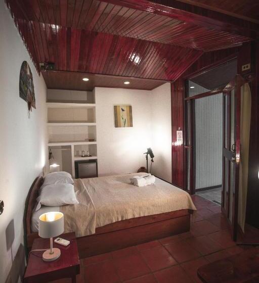 اتاق اکونومی, El Jardin