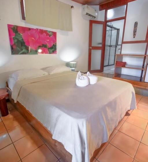 Quarto Estandar, El Jardin