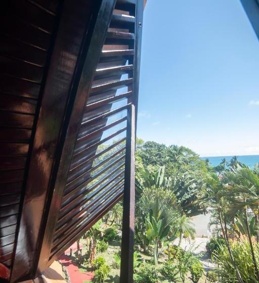 بانگلوی استاندارد, El Jardin