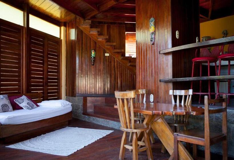 بانگلوی استاندارد, El Jardin