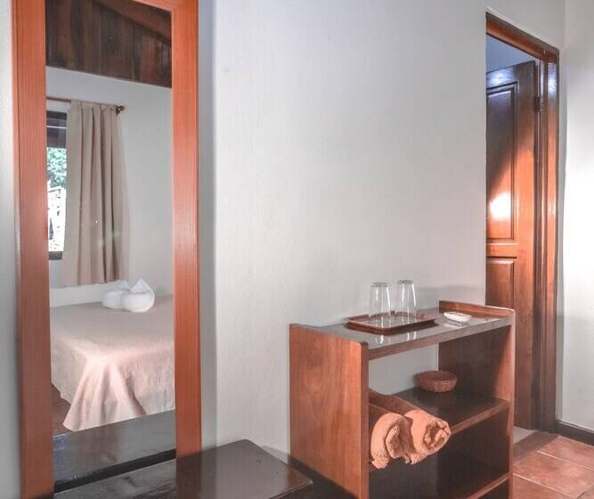 اتاق لوکس با بالکن, El Jardin