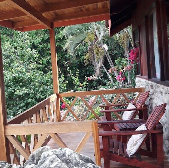 اتاق لوکس با بالکن, El Jardin