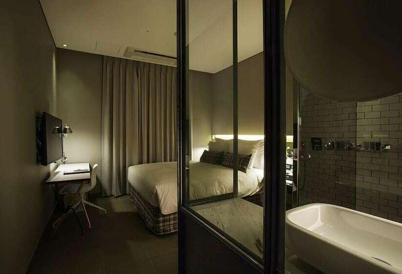 Habitació Estàndard, Everrich