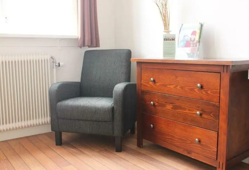 Standard Kolmen Hengen Huone, Guesthouse Eleven