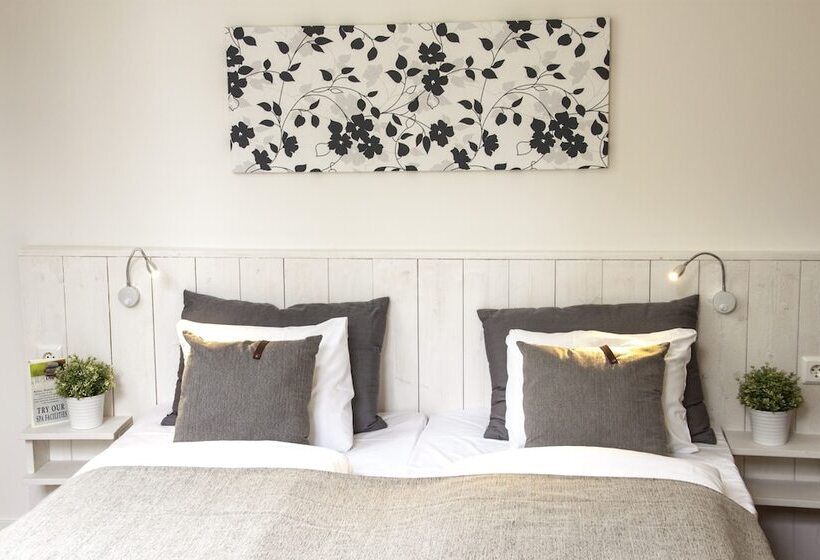 Четырехместный Номер Стандарт, Guesthouse Eleven