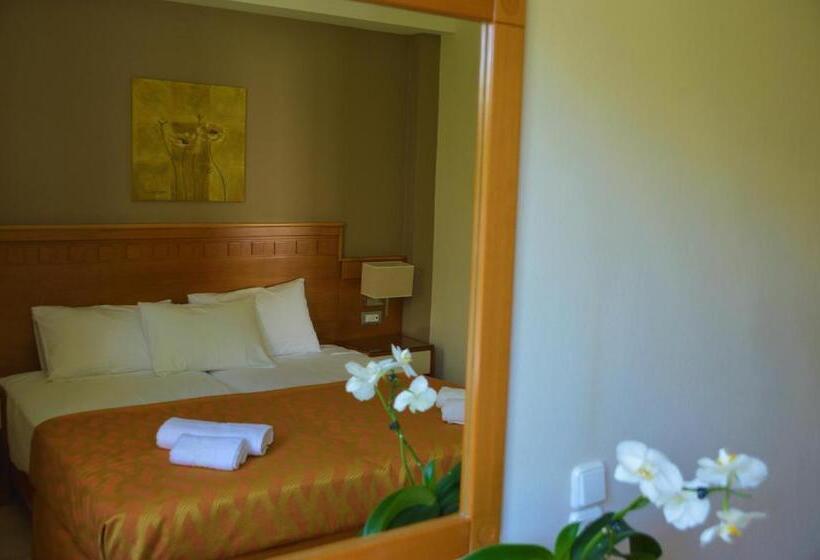 Studio Standard, Helios Apartments