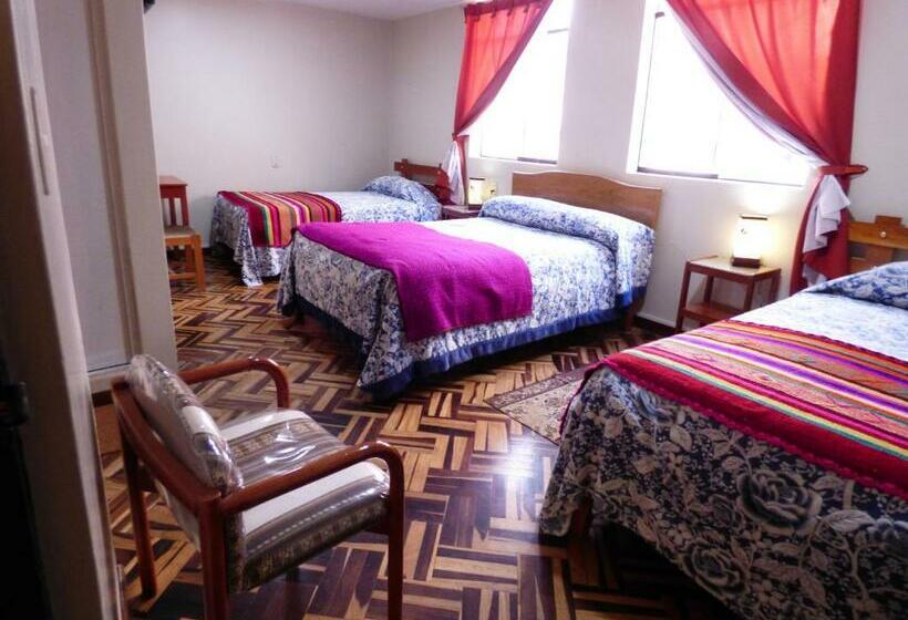 Pokój Standard Trzyosobowy, Hostal Los Uros