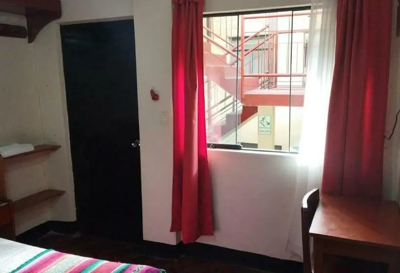 スタンダードシングルルーム, Hostal Los Uros
