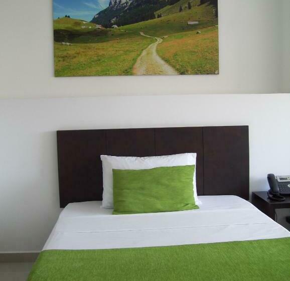 スタンダードシングルルーム, Hgo