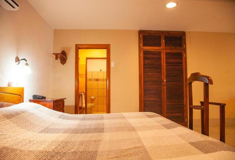 جناح ديلوكس, Martino Spa And Resort