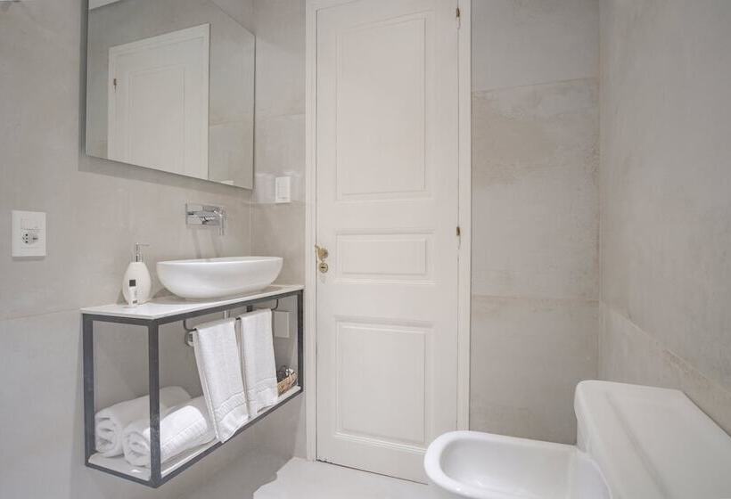 جناح, Posada Plaza Mayor