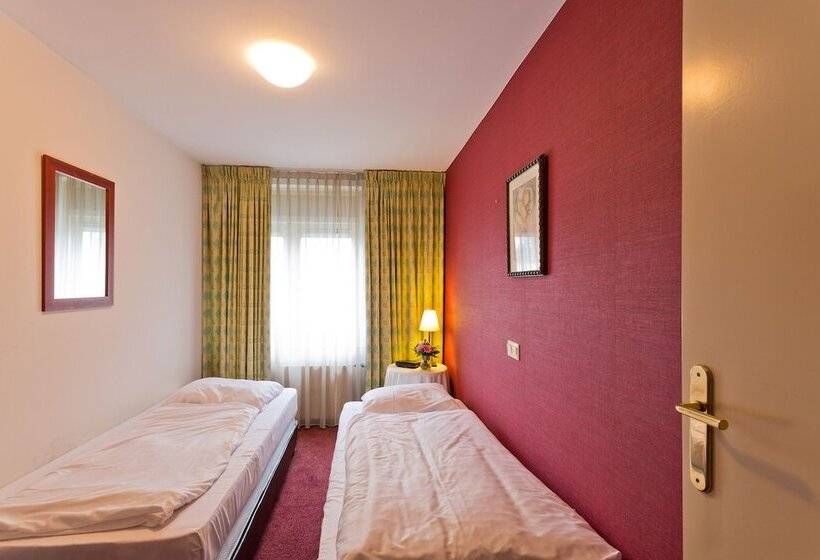 4인용 스탠다드 룸, Promenade