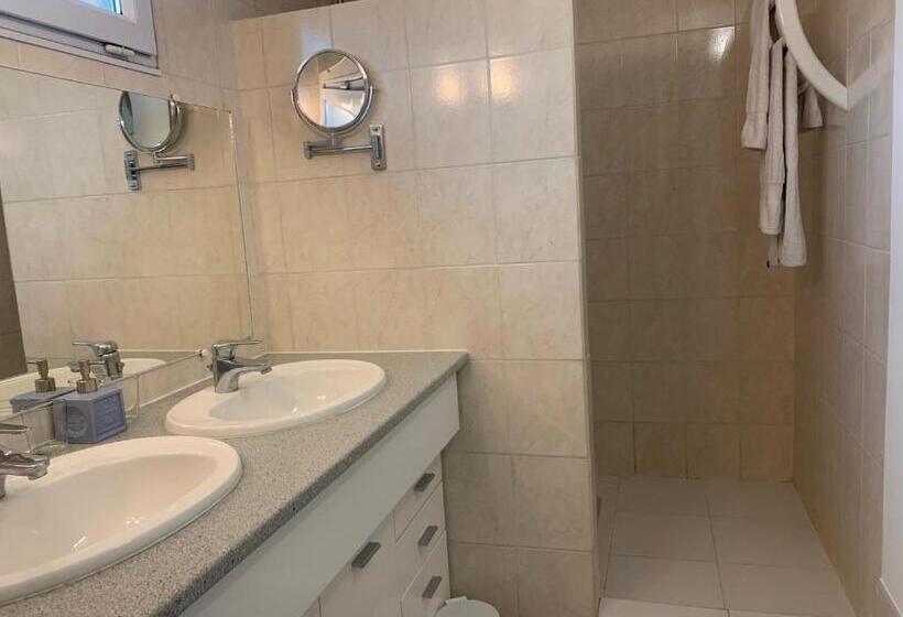 デラックススタジオ, Résidence Les Sources