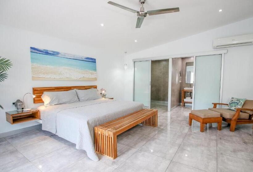 プールビュースタンダードステューディオ, Tamarindo Bay Suites   Self Check In, Adults Only