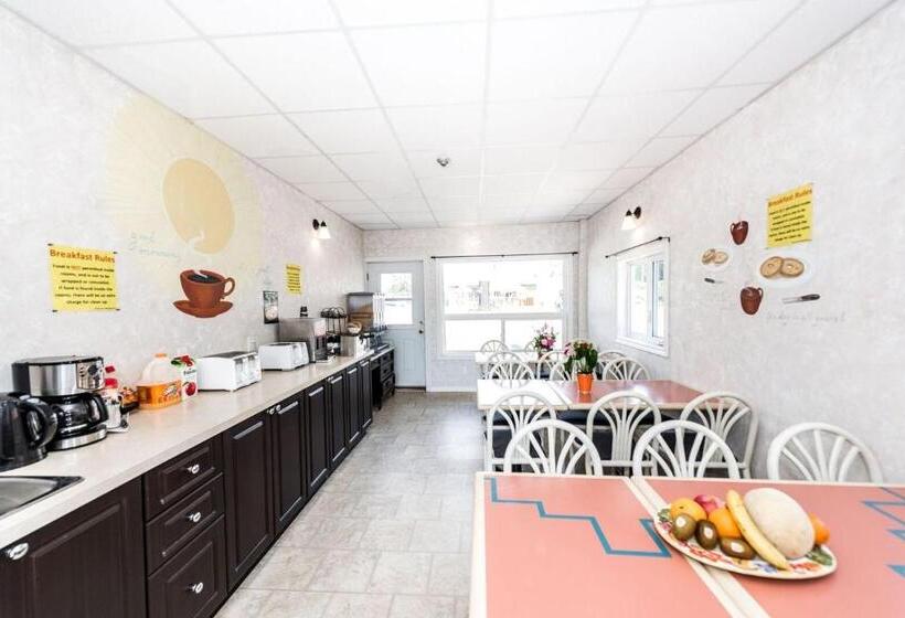 חדר סטנדרט, Niagara Parkway Court Motel