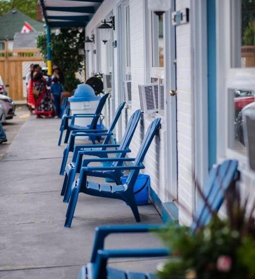 חדר סטנדרט, Niagara Parkway Court Motel