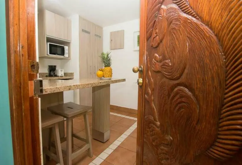 プールビュースタンダードステューディオ, Oceanfront Hotel Verde Mar Direct Access To The Beach