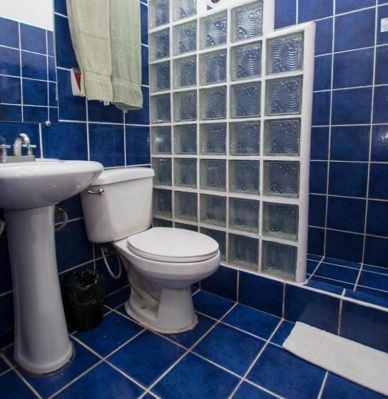 Номер Economy, Oceanfront Hotel Verde Mar Direct Access To The Beach