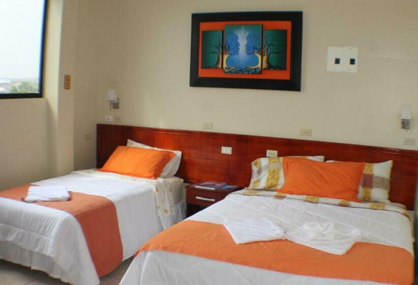 标准三人间, Los Algarrobos