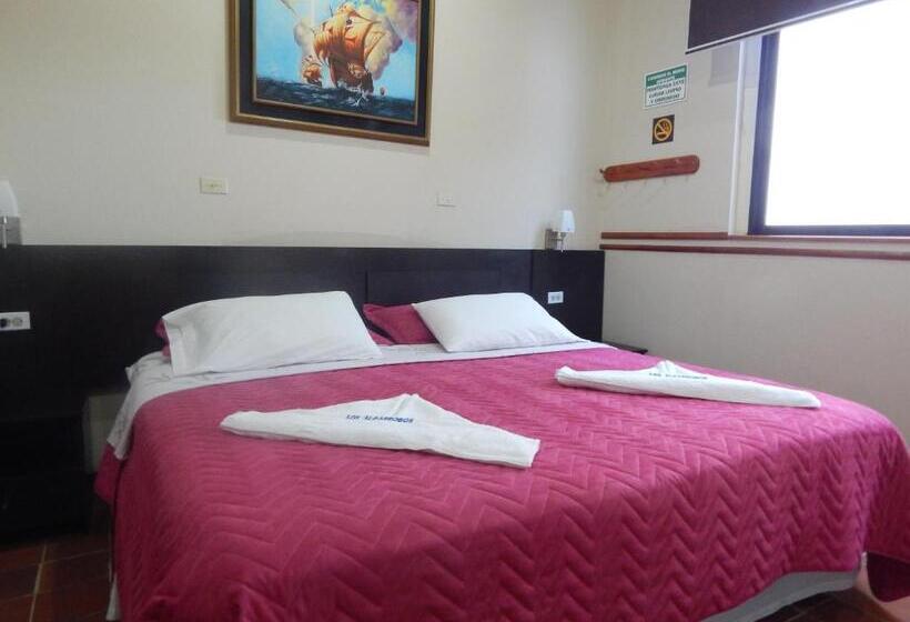 标准间, Los Algarrobos