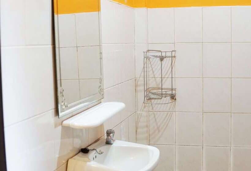 Vuode Makuusalissa, Yoghurt Home