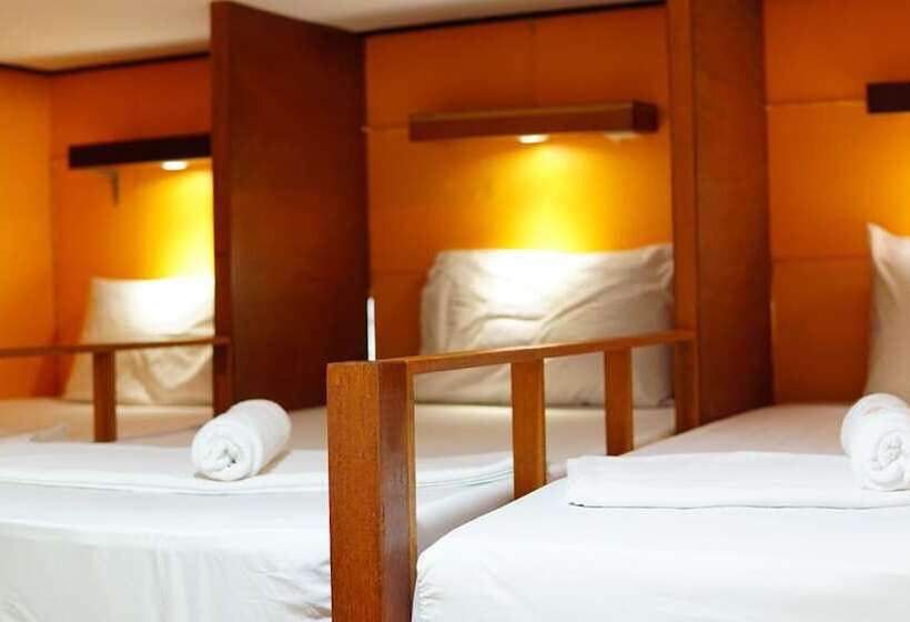 Vuode Makuusalissa, Yoghurt Home