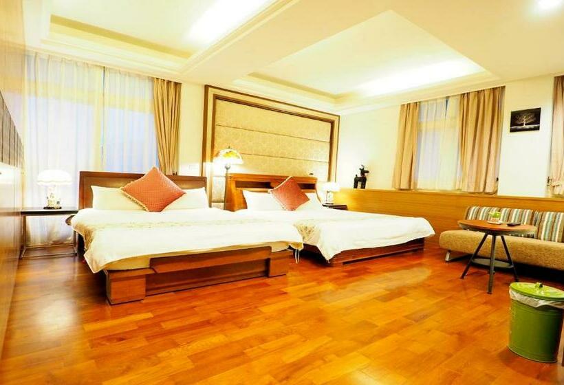 اتاق استاندارد چهارنفره با بالکن, Nature House Homestay
