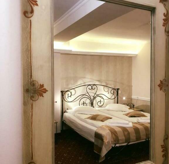 シングルデラックスルーム, Aviator Boutique