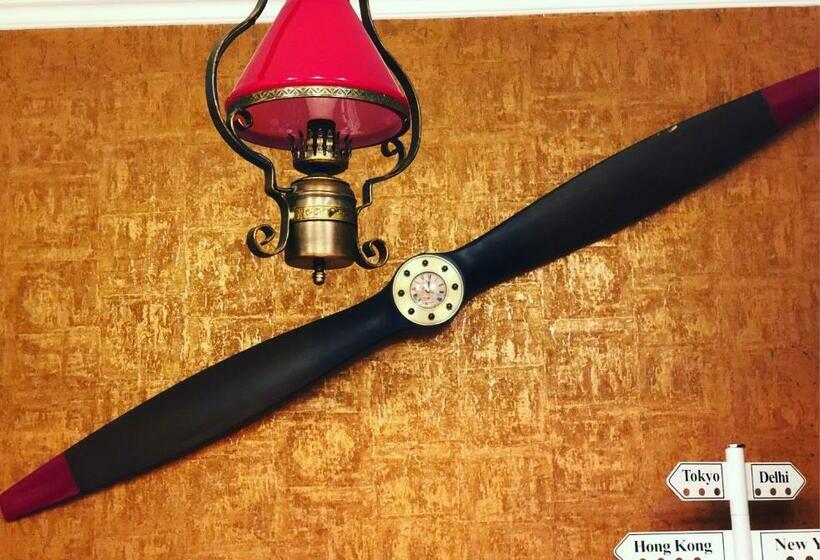 シングルデラックスルーム, Aviator Boutique