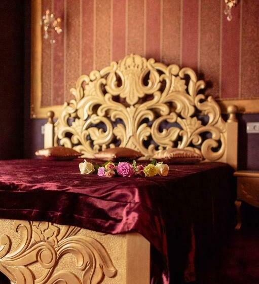 اتاق لوکس, Belle Epoque Boutique