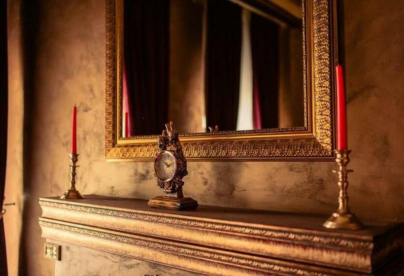 اتاق لوکس, Belle Epoque Boutique