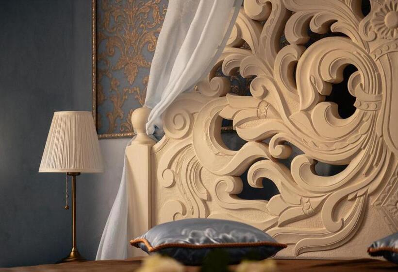 اتاق لوکس, Belle Epoque Boutique