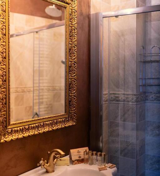 اتاق لوکس, Belle Epoque Boutique