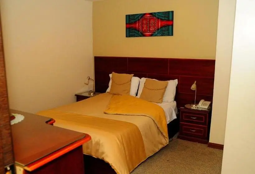Sviitti, Colony Inn