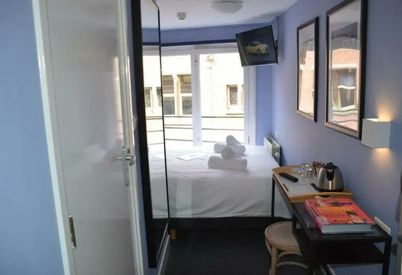 اتاق عادی, Frisco Inn