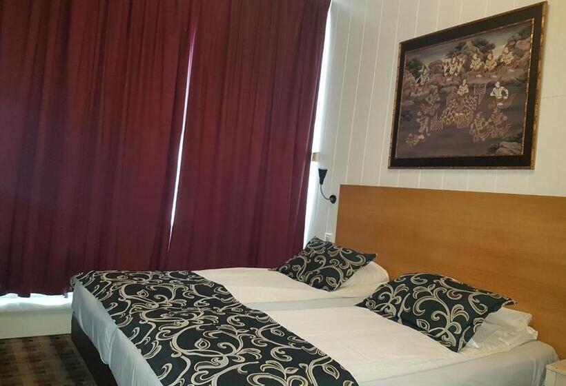 غرفة قياسية, Holland Lodge