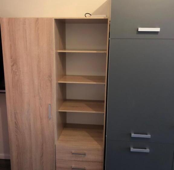 شقة غرفة نوم واحدة بالطابق الأرضى, Holland Lodge