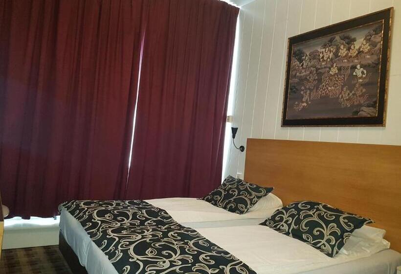 غرفة قياسية, Holland Lodge