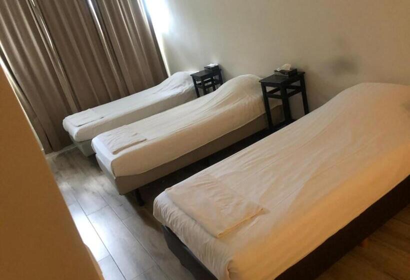 低层单卧公寓, Holland Lodge