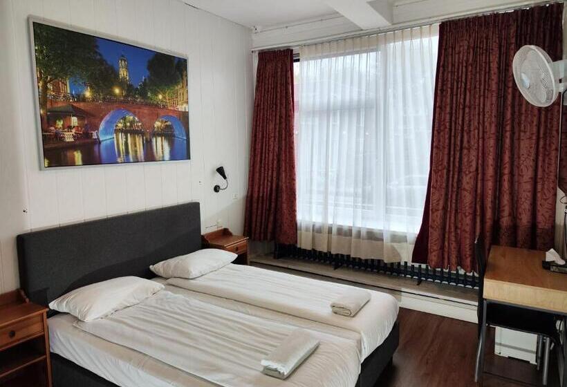 غرفة قياسية, Holland Lodge