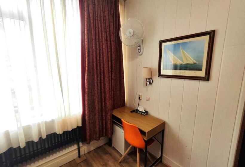 标准间, Holland Lodge