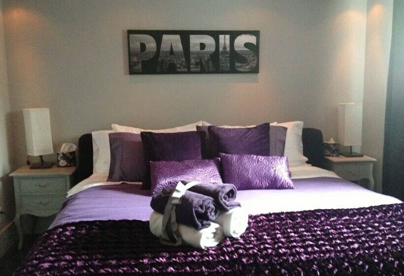 Standart Oda, Le Chateau Du Lac