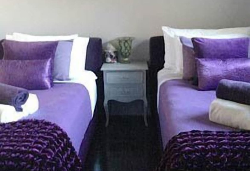 Quarto Estandar, Le Chateau Du Lac
