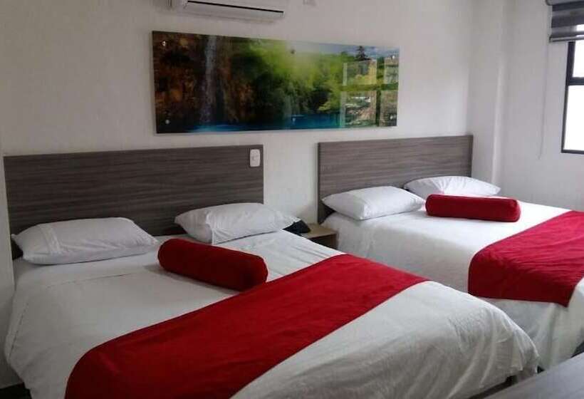 غرفة سوبيريور رباعية, Med Laureles