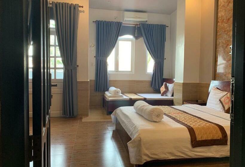 اتاق استاندارد سه نفره, Phuc Hung  2