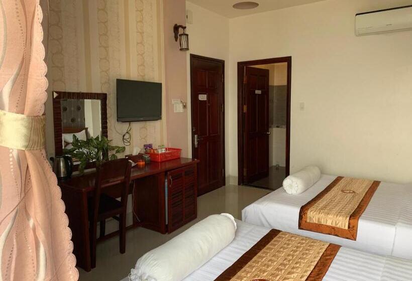 اتاق استاندارد چهار تخته, Phuc Hung  2